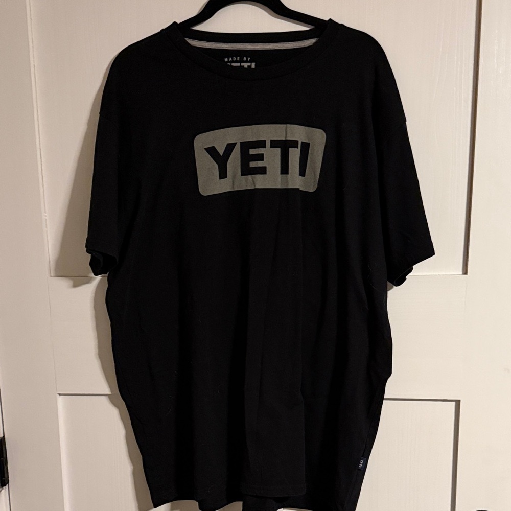 Yeti Black Short Sleeve Logo Tee with Gray Print